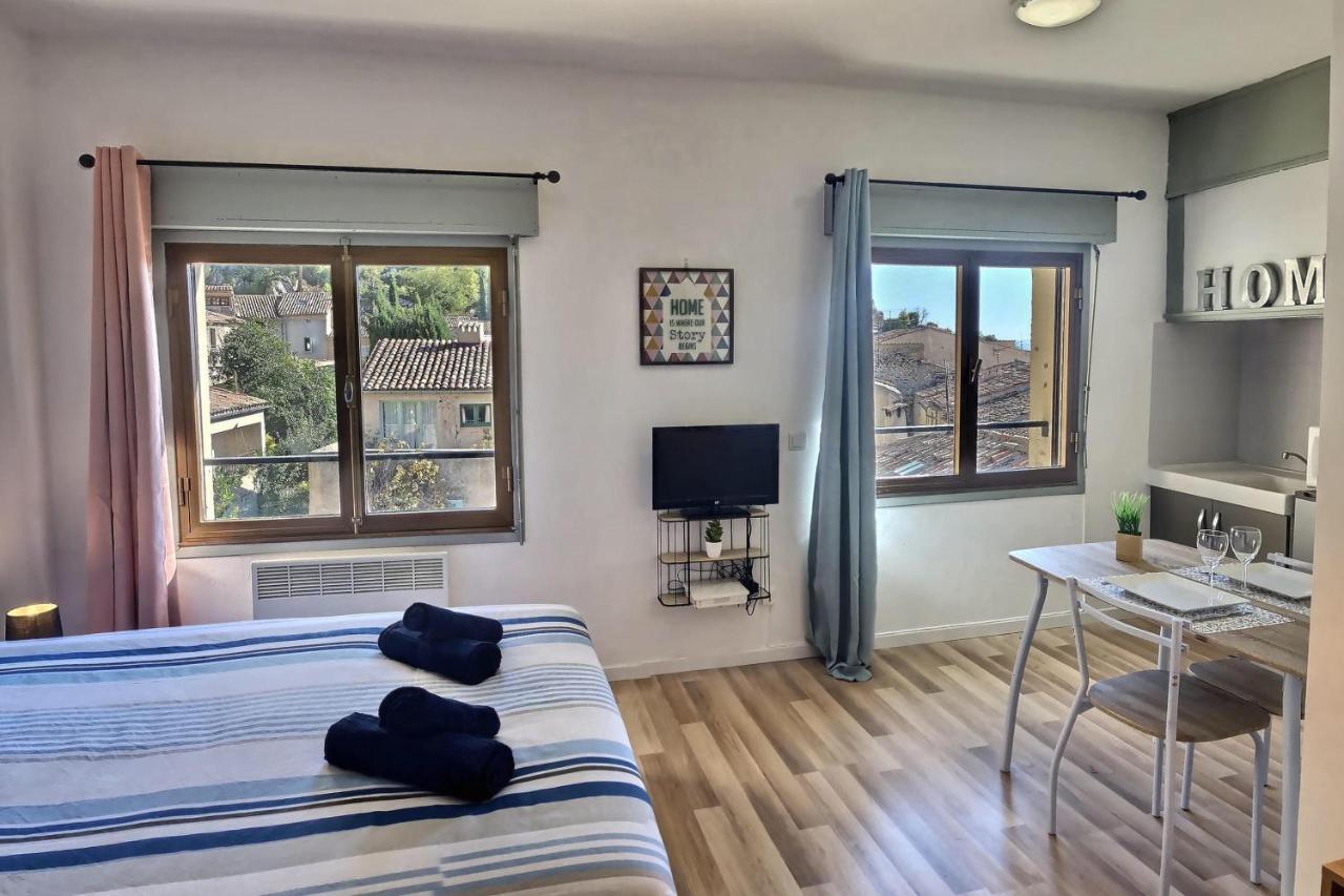 Studio Vue Sur Les Toits, Lumineux Moustiers #2 Kültér fotó